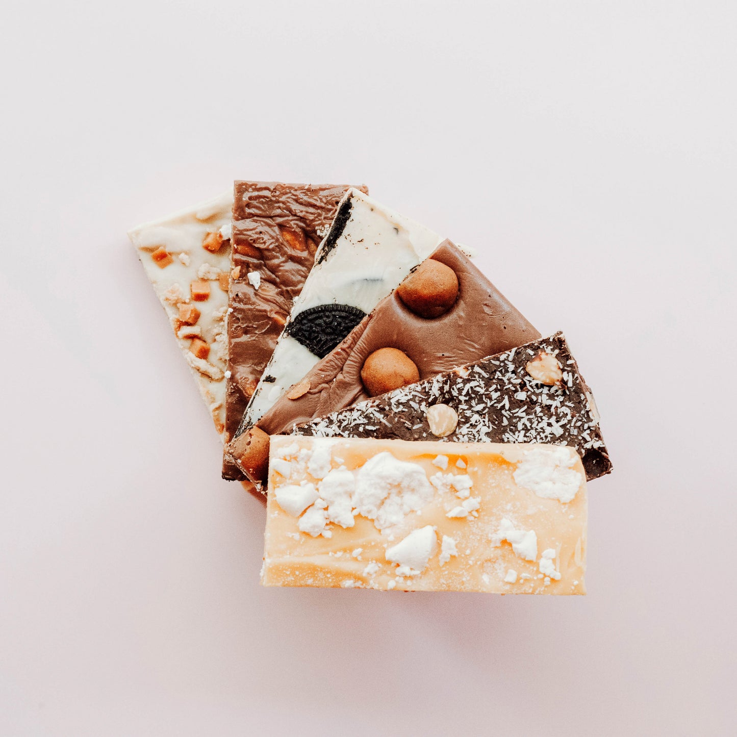 WhatTheFudge | Oreo, Stroopwafel, Cookie Dough, en Pinda-Caramel Fudge - Nilssons Post
